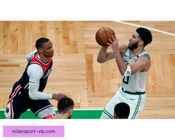 绿军双核布朗塔图姆对话曝光 定下全队沟通基调